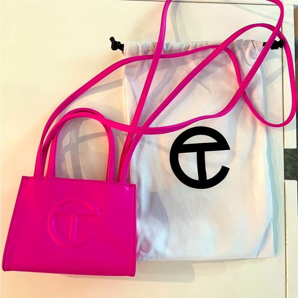 Telfar Small Shopper in Azalea Barbie pink Like New!
